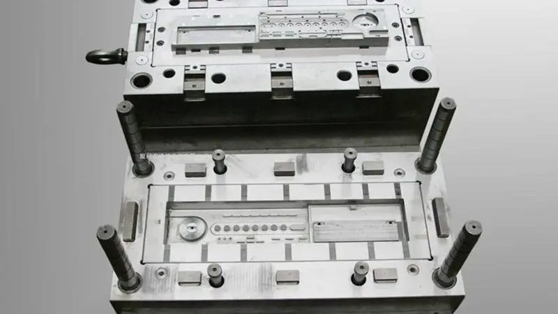 高精度冲压模具选型要点：精准把握尺寸与材料