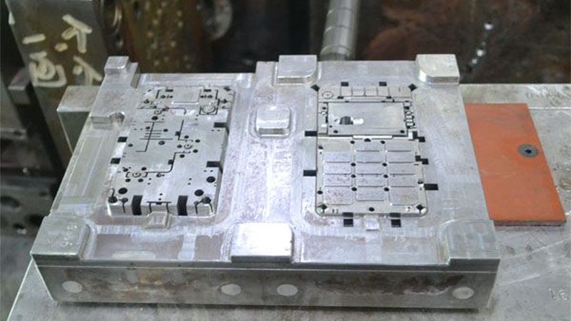 模具行业未来：智能化与绿色化引领新趋势**